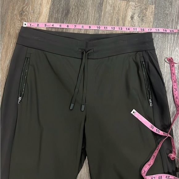 Athleta headlands hybrid trek jogger women’s grayish green size 14 - Picture 8 of 10